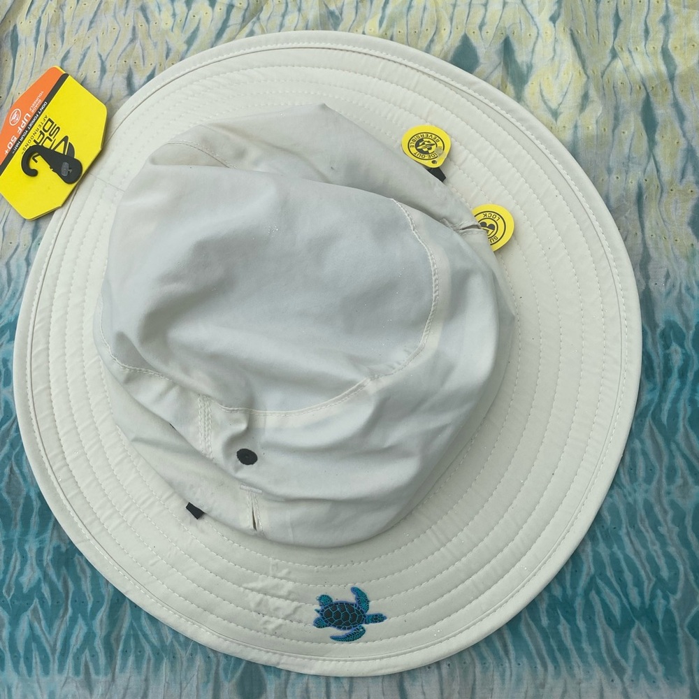 Sunday Afternoons Bucket Hat